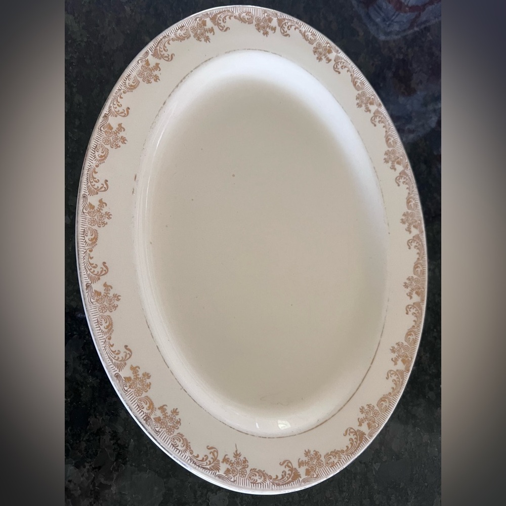 EUC Edwin M. Knowles 1930's “Hostess" Collection Oval Serving Platter